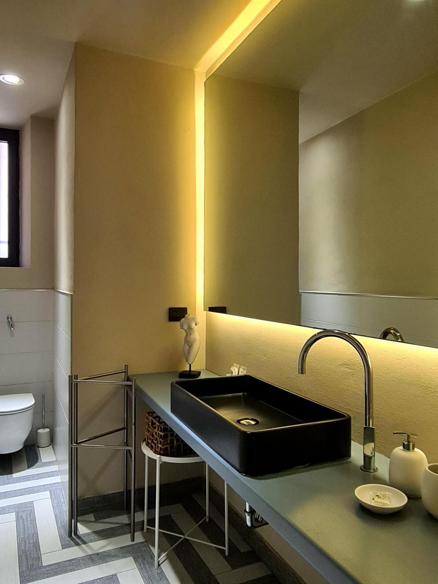 Serendipity Rooms - Navigli ミラノ エクステリア 写真